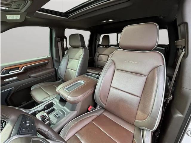 2022 GMC Sierra 1500 4WD Crew Cab Short Box Denali
