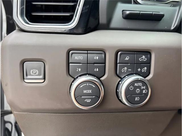 2022 GMC Sierra 1500 4WD Crew Cab Short Box Denali