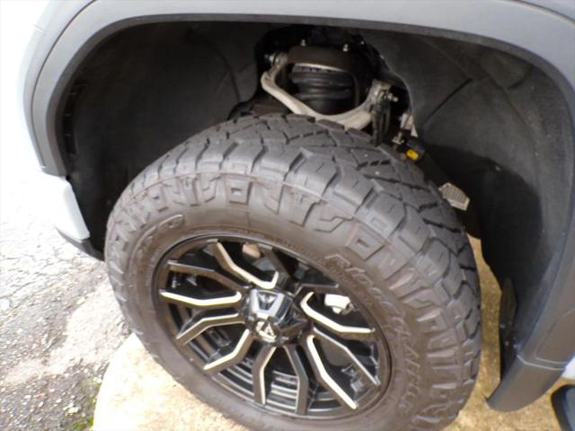 2025 GMC Sierra 1500 4WD Crew Cab Short Box AT4
