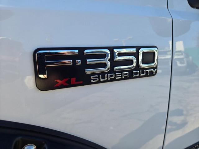 2003 Ford F-350 Base