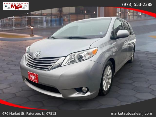 2017 Toyota Sienna XLE 7 Passenger