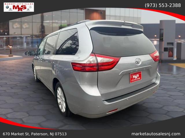 2017 Toyota Sienna XLE 7 Passenger