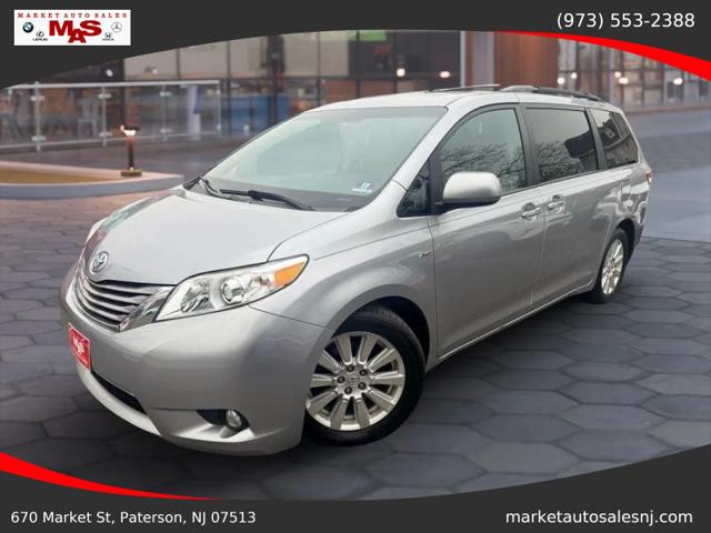 2017 Toyota Sienna XLE 7 Passenger