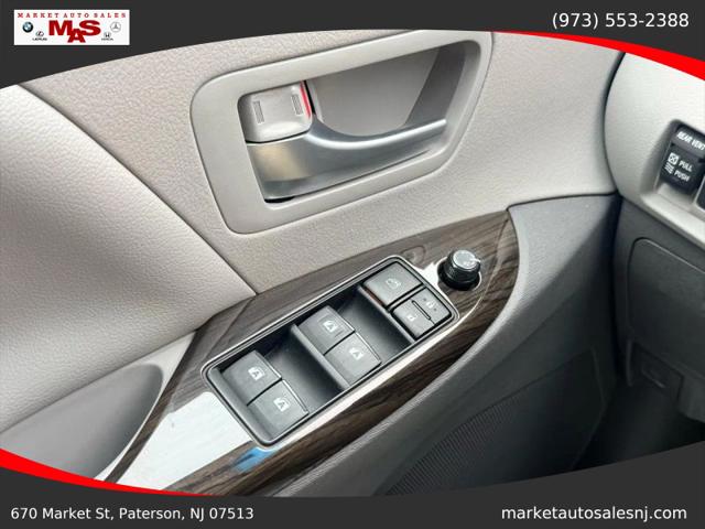 2017 Toyota Sienna XLE 7 Passenger