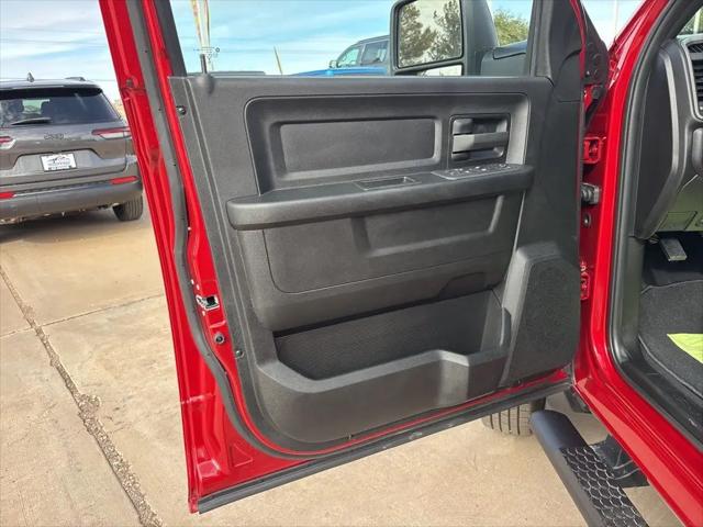 2026 Ram 3500 Tradesman Crew Cab 4x4 8' Box