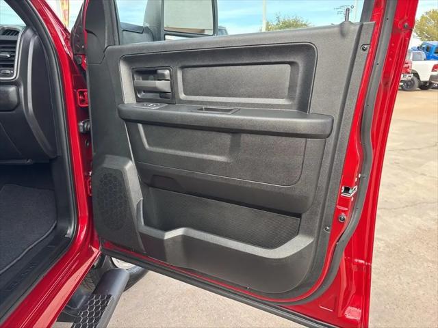 2026 Ram 3500 Tradesman Crew Cab 4x4 8' Box