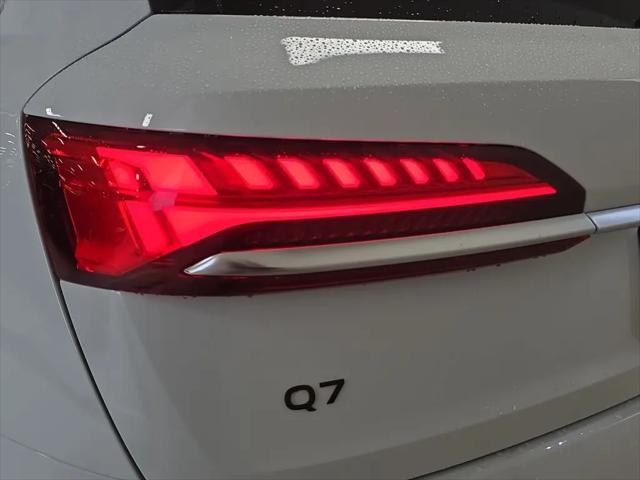 2026 Audi Q7 Premium Plus 45 TFSI quattro tiptronic