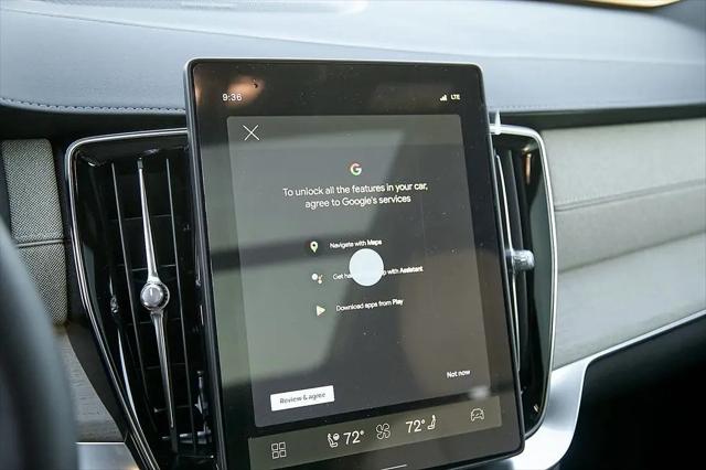 2026 Volvo XC90 Plug-In Hybrid Plus, T8 AWD, Electric/Gasoline, Bright, 7 Seats