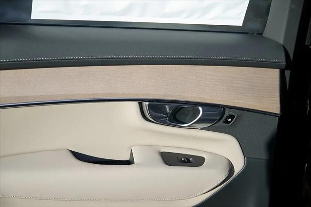 2026 Volvo XC90 Plug-In Hybrid Plus, T8 AWD, Electric/Gasoline, Bright, 7 Seats