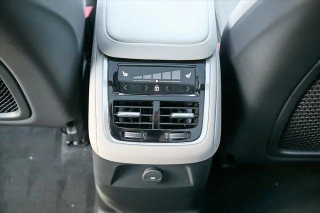 2026 Volvo XC90 Plug-In Hybrid Plus, T8 AWD, Electric/Gasoline, Bright, 7 Seats