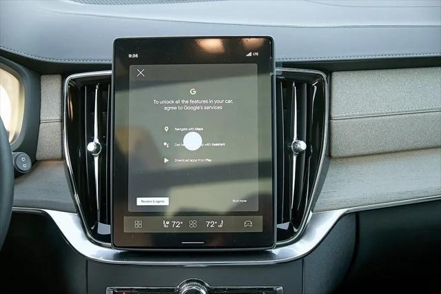 2026 Volvo XC90 Plug-In Hybrid Plus, T8 AWD, Electric/Gasoline, Bright, 7 Seats