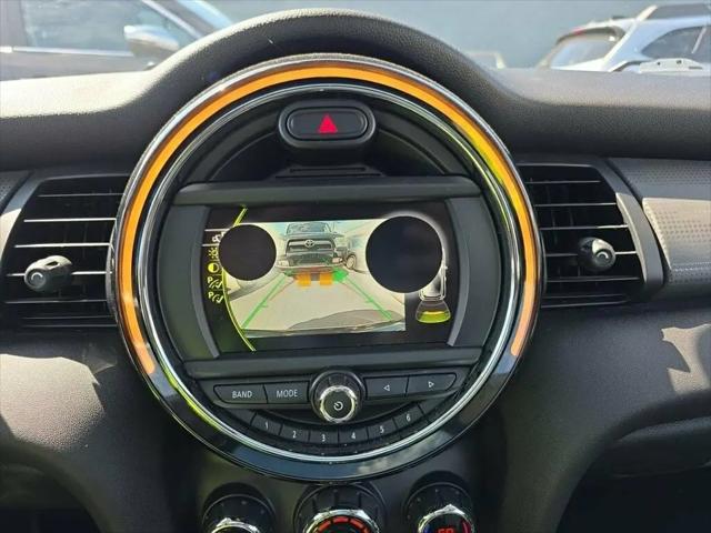 2017 MINI Hardtop Cooper