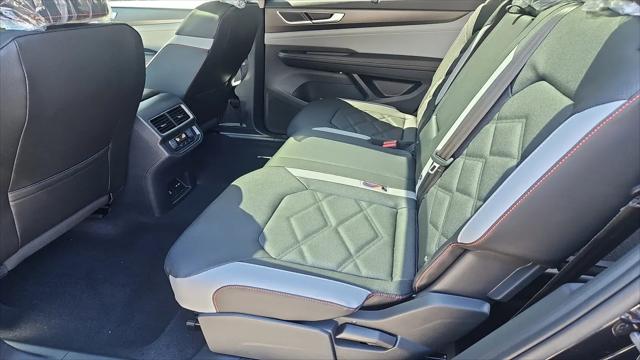 2026 Volkswagen Atlas Peak Edition