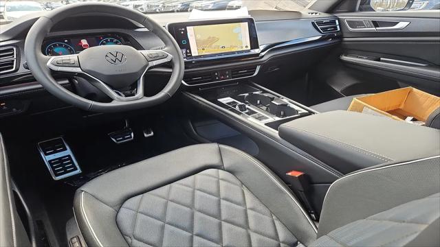 2026 Volkswagen Atlas Cross Sport SEL Premium R-Line