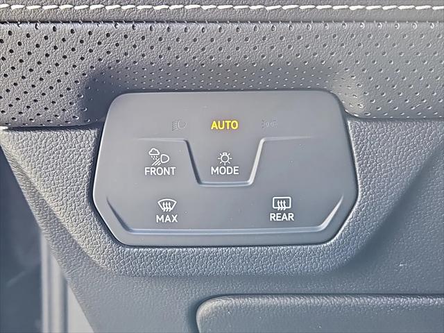 2026 Volkswagen Atlas Cross Sport SEL Premium R-Line