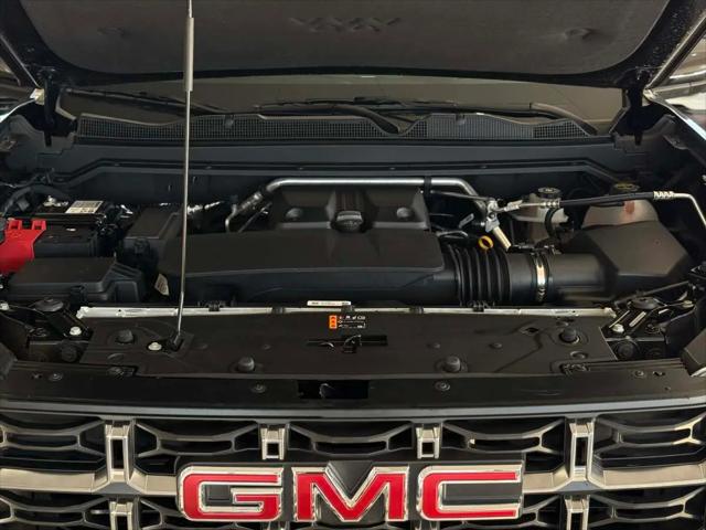 2025 GMC Canyon 4WD AT4