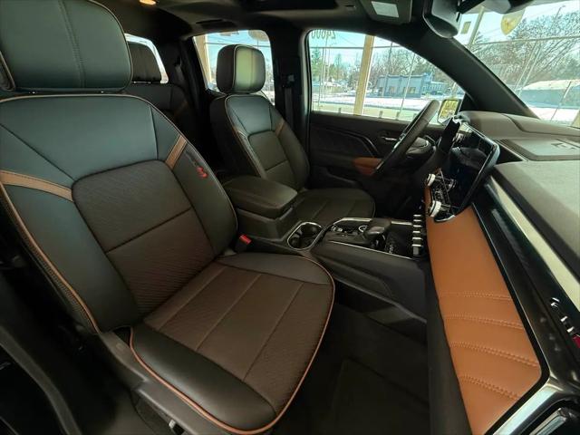 2025 GMC Canyon 4WD AT4