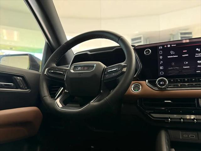 2025 GMC Canyon 4WD AT4