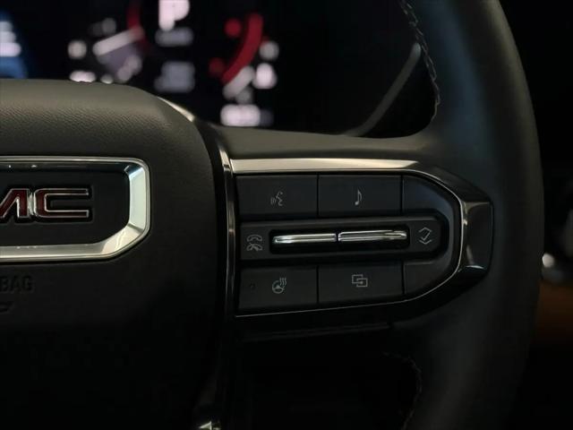 2025 GMC Canyon 4WD AT4