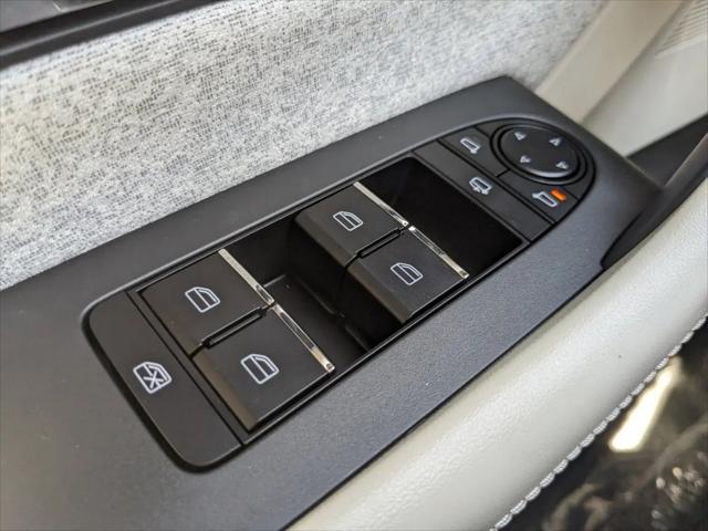 2025 Mazda X-90 3.3 Turbo S Premium Plus Package
