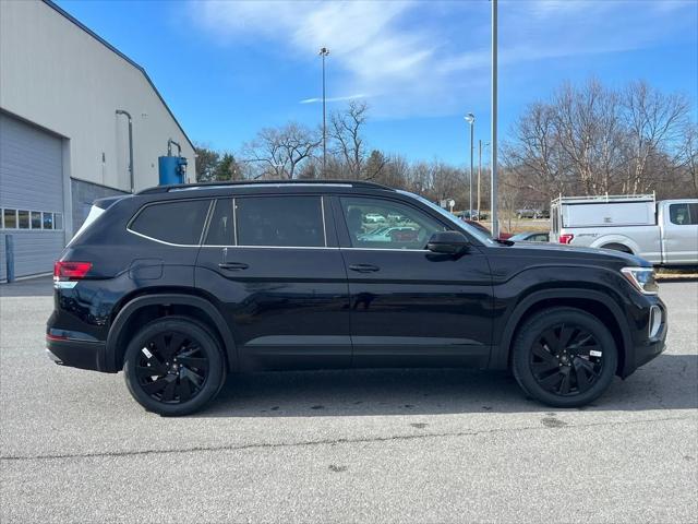 2026 Volkswagen Atlas SE with Technology