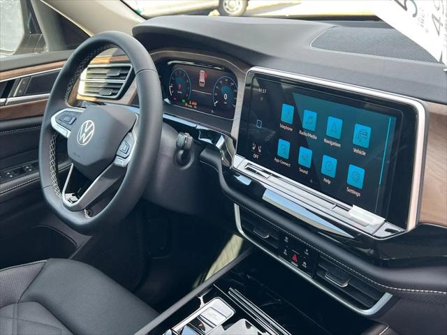 2026 Volkswagen Atlas SE with Technology