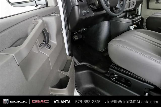 2025 GMC Savana Cargo RWD 2500 Regular Wheelbase Work Van