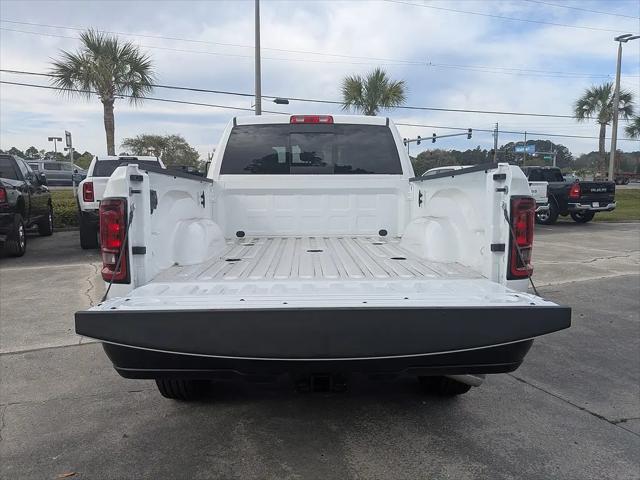 2026 Ram 3500 Tradesman Crew Cab 4x4 64 Box