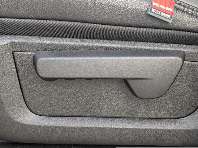 2026 Ram 3500 Tradesman Crew Cab 4x4 64 Box