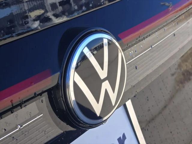2026 Volkswagen Taos SEL