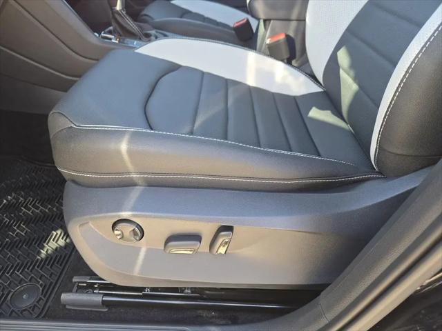 2026 Volkswagen Taos SEL