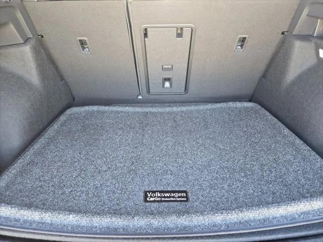 2026 Volkswagen Taos SEL