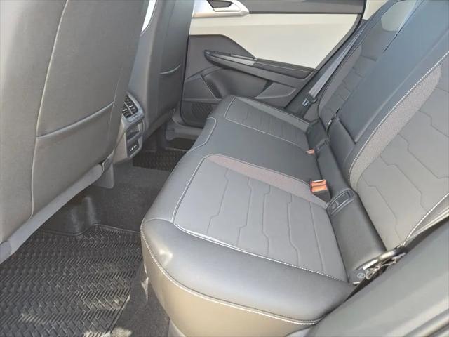 2026 Volkswagen Taos SE