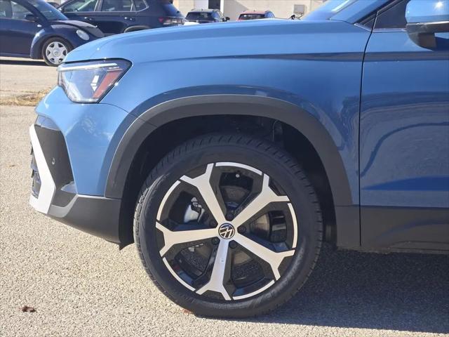 2026 Volkswagen Taos SEL