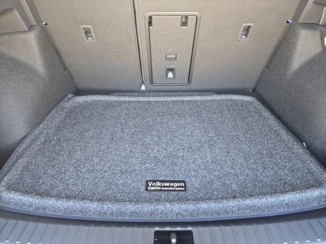 2026 Volkswagen Taos SEL