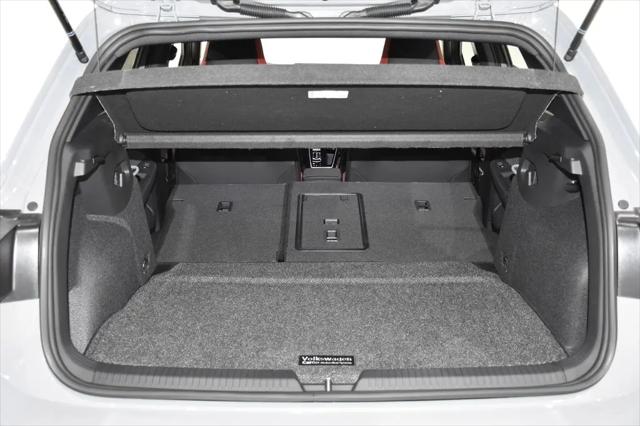 2026 Volkswagen Golf GTI SE