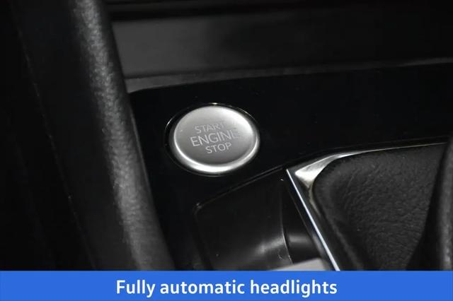 2026 Volkswagen Taos SE Black