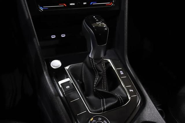 2026 Volkswagen Taos SE Black