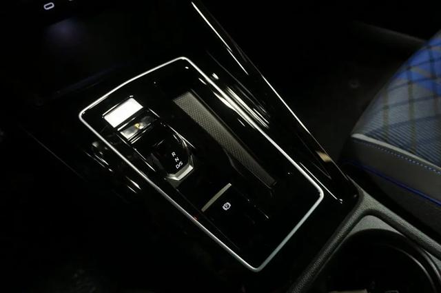2026 Volkswagen Golf R Base