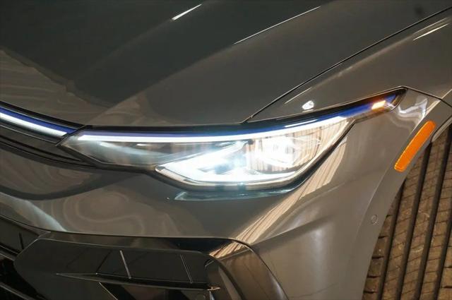 2026 Volkswagen Golf R Base