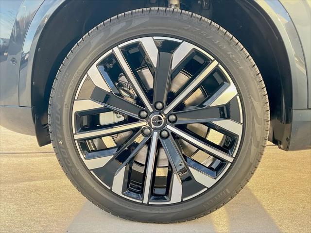 2026 Volvo XC90 Plug-In Hybrid Plus, T8 AWD, Electric/Gasoline, Bright, 6 Seats
