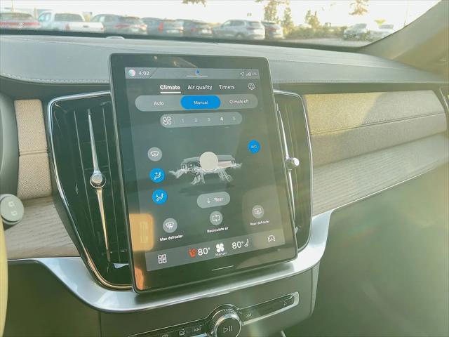 2026 Volvo XC90 Plug-In Hybrid Plus, T8 AWD, Electric/Gasoline, Bright, 6 Seats