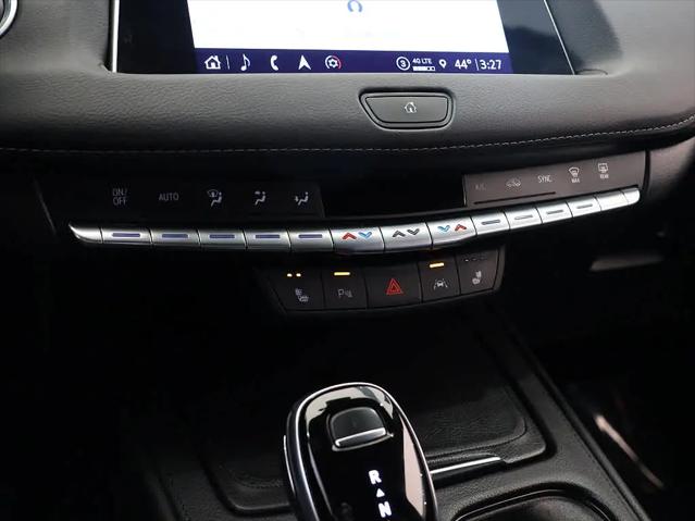 2023 Cadillac XT4 AWD Premium Luxury