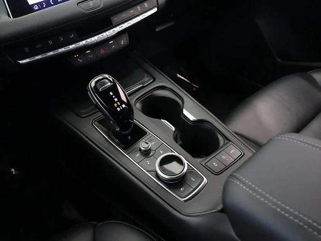 2023 Cadillac XT4 AWD Premium Luxury