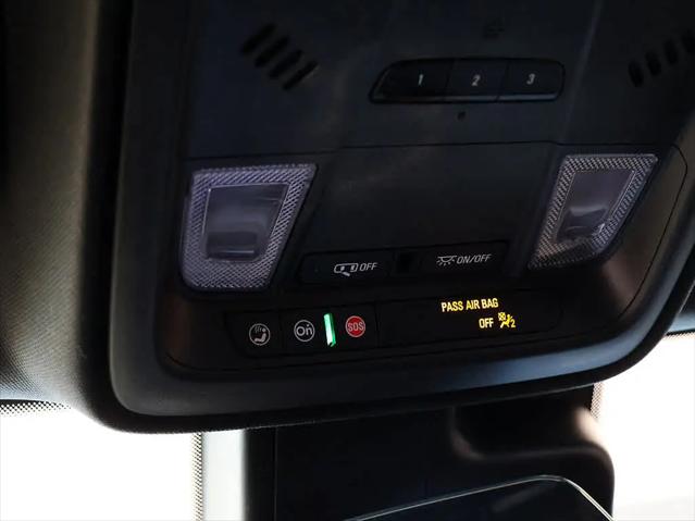 2023 Cadillac XT4 AWD Premium Luxury