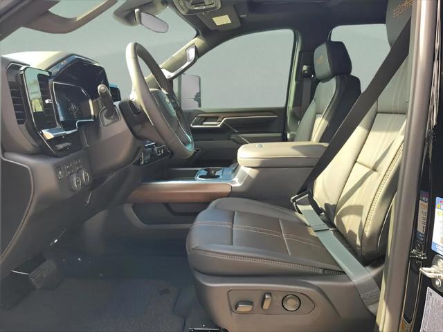 2026 Chevrolet Silverado 3500HD Crew Cab, Long Bed, High Country Dual Rear Wheel, RWD