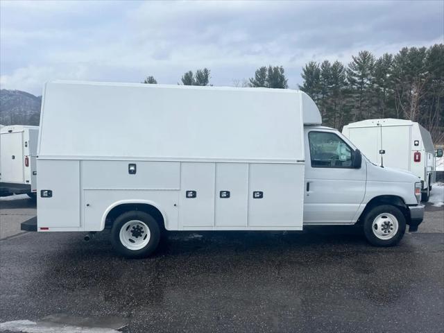 2026 Ford E-350 Cutaway E-Series Cutaway