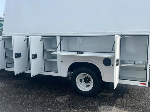 2026 Ford E-350 Cutaway E-Series Cutaway