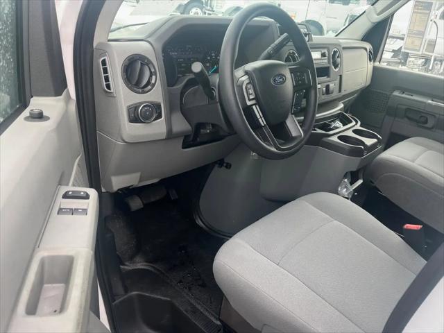 2026 Ford E-350 Cutaway E-Series Cutaway