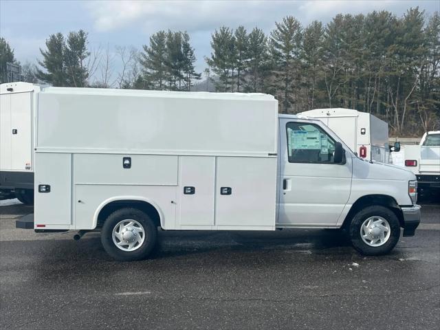 2026 Ford E-350 Cutaway E-Series Cutaway